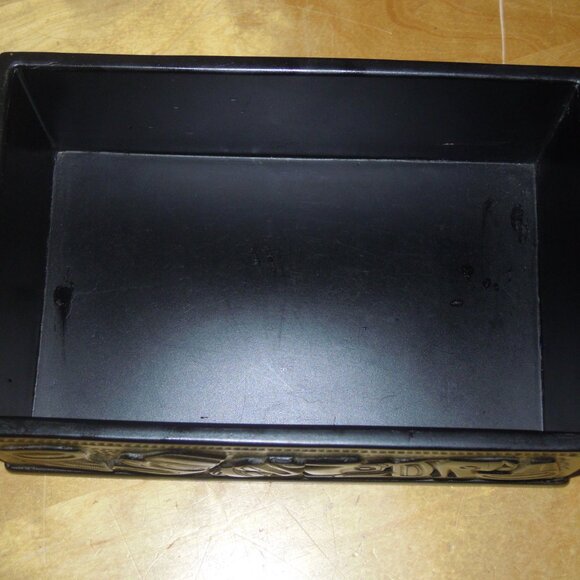 Vintage Carved Black Resin Trinket Box Haida Native Art Pacific West Coast - Picture 9 of 10